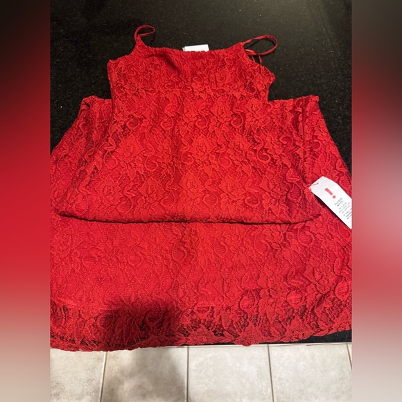 Bardot Ruby Lace Midi Dress - Picture 3 of 9